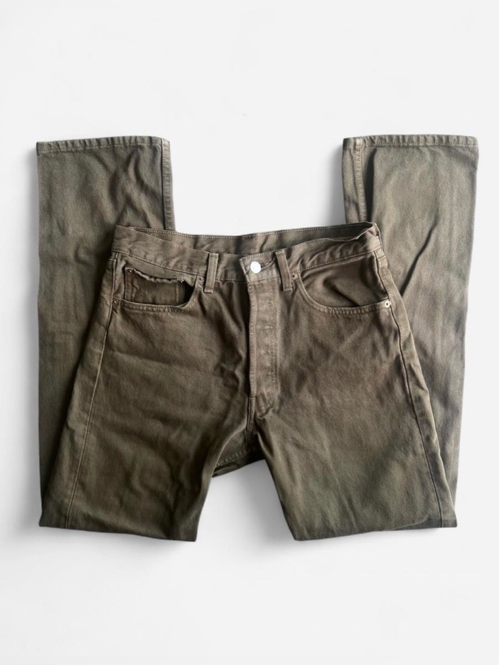 Vintage 90’s Levi's 501 men’s 32x32 Olive Green denim jeans made in USA